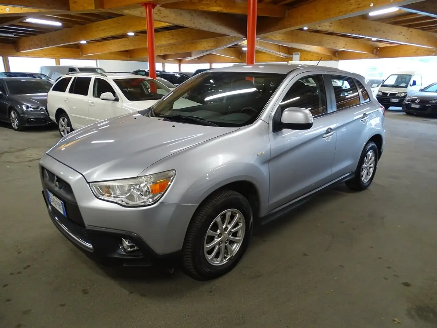 Mitsubishi ASX 1.8 DID 4x4 Instyle 150 CV Argento - 2