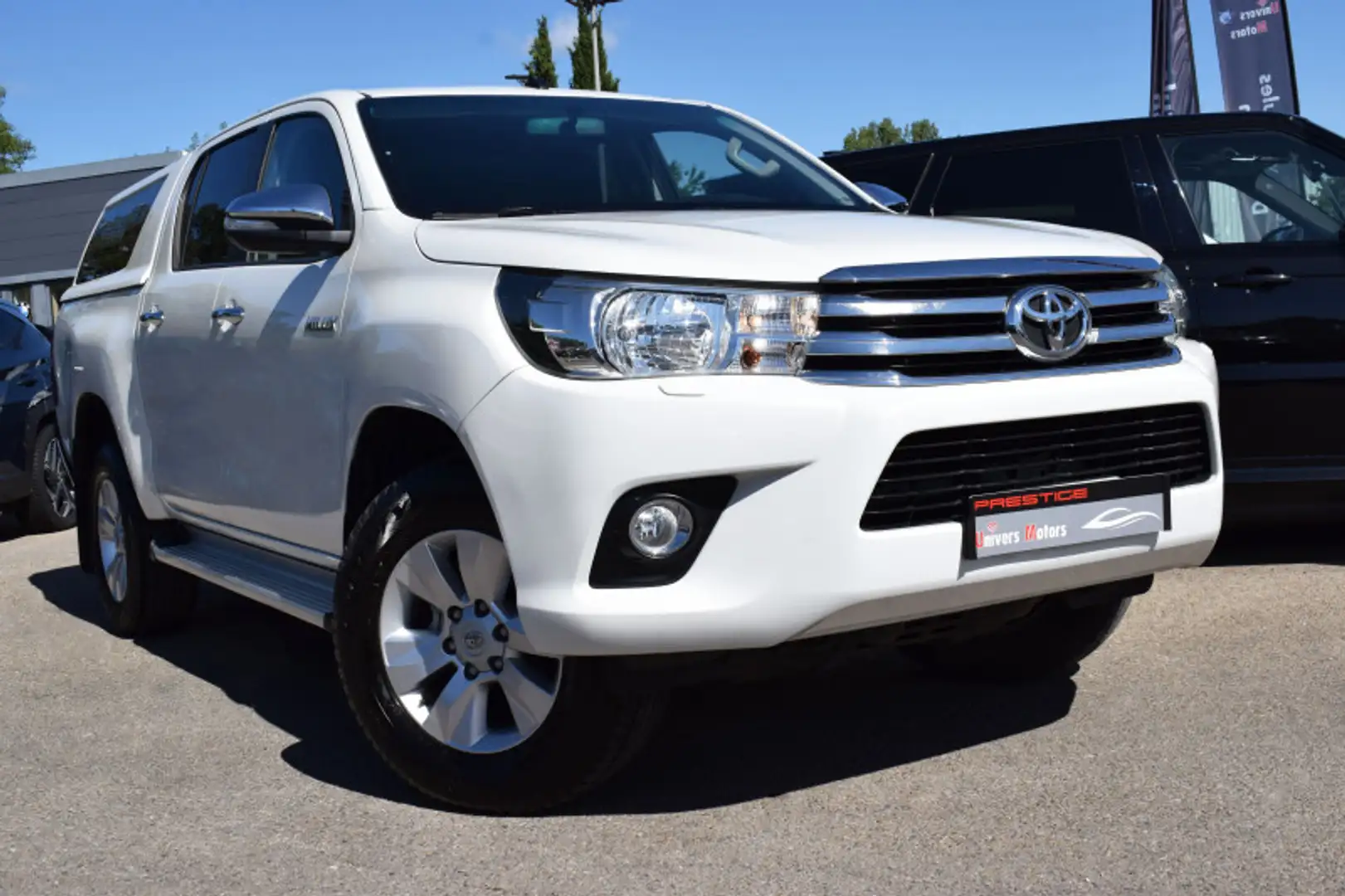 Toyota Hilux 2.4 D-4D 150CH DOUBLE CABINE 4WD Blanc - 1