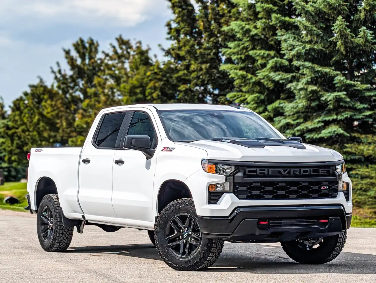 Chevrolet Silverado 1500 снимка Chevrolet Silverado 1500