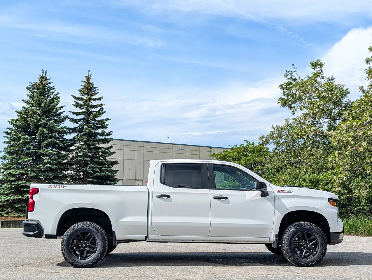 Chevrolet Silverado 1500 снимка Chevrolet Silverado 1500
