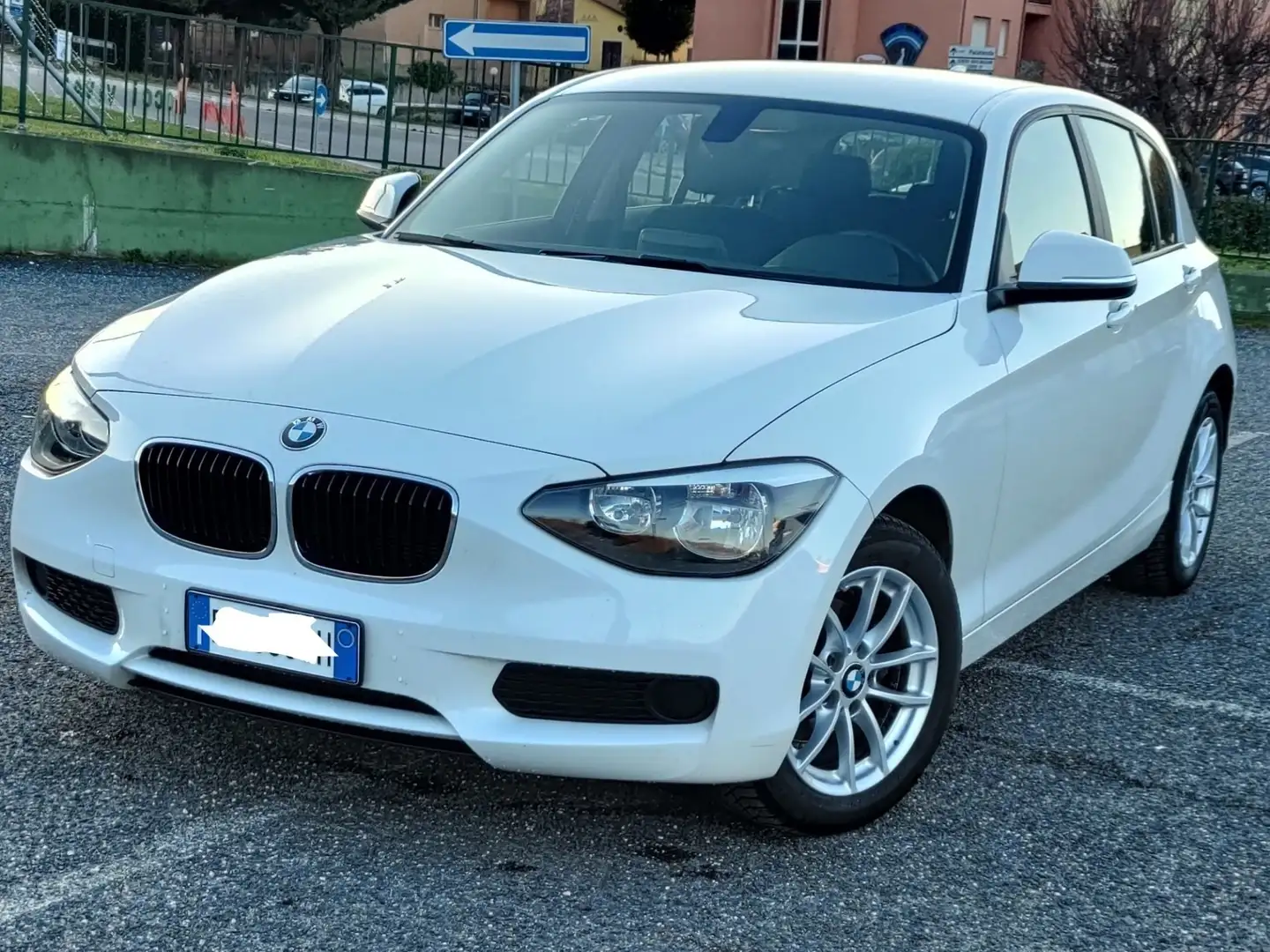 BMW 114 114d 5p Business Bianco - 1