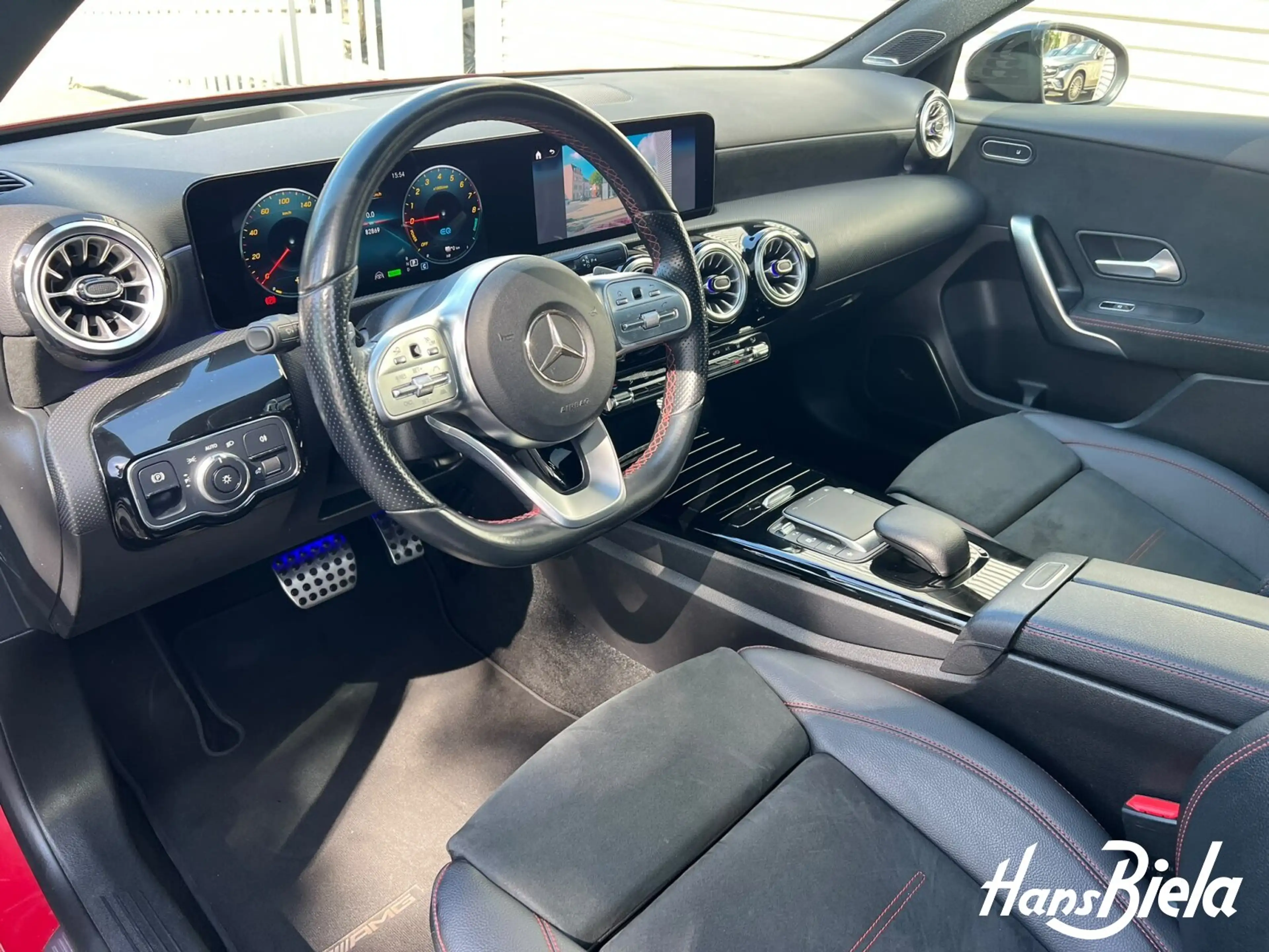 Mercedes-Benz A 250 A 250 e AMG/19"/Pano/Bur/Multi/Kam/Dis/HUD/Keyl HK — photo 13