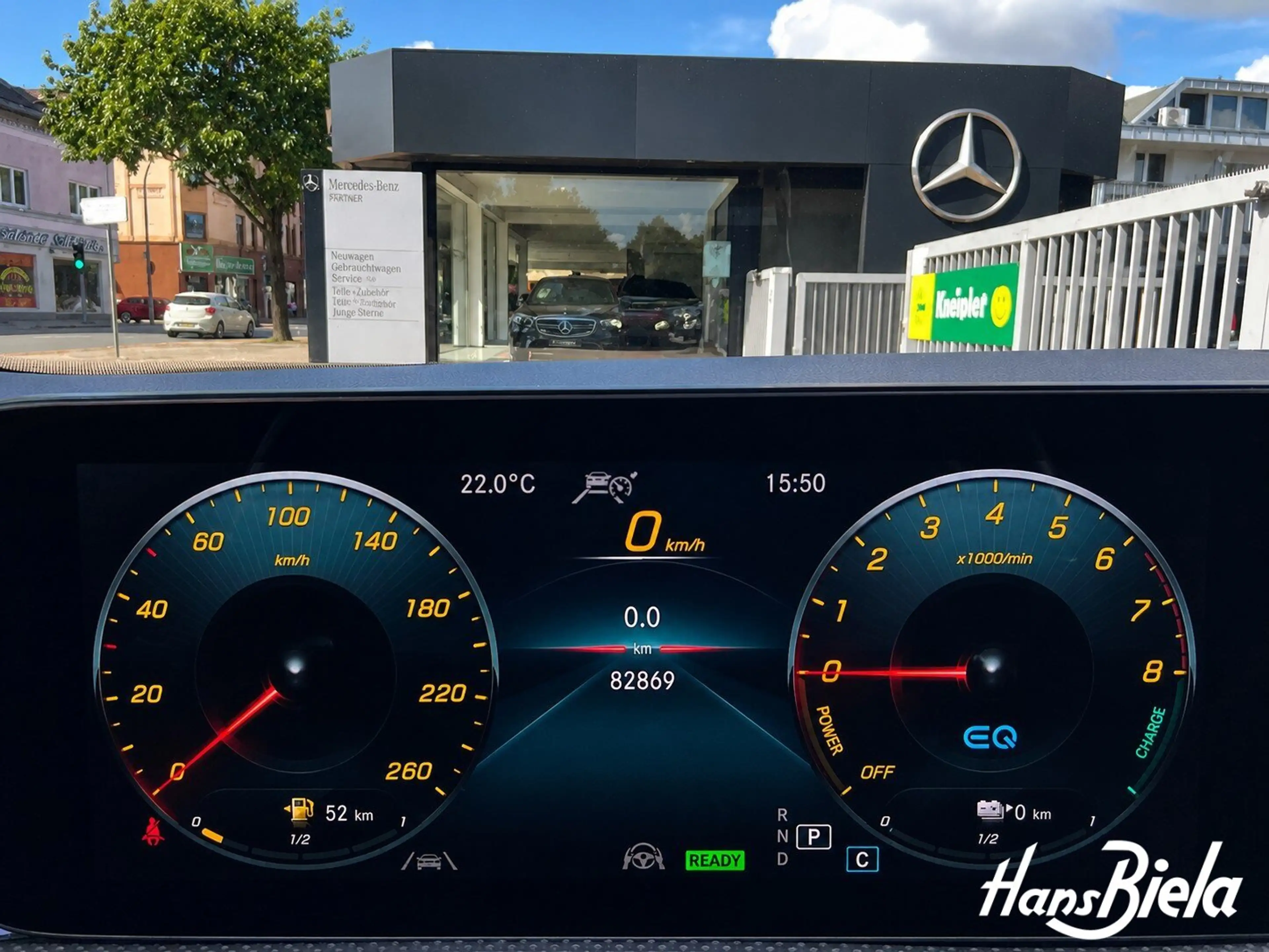 Mercedes-Benz A 250 A 250 e AMG/19"/Pano/Bur/Multi/Kam/Dis/HUD/Keyl HK — photo 9