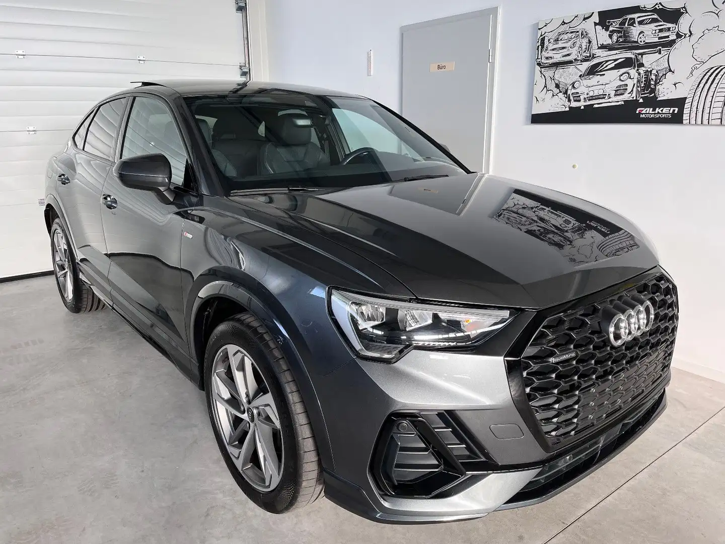 Audi Q3 Sportback 40 TFSI quattro 2x S-Line 19" EGSD Grau - 1