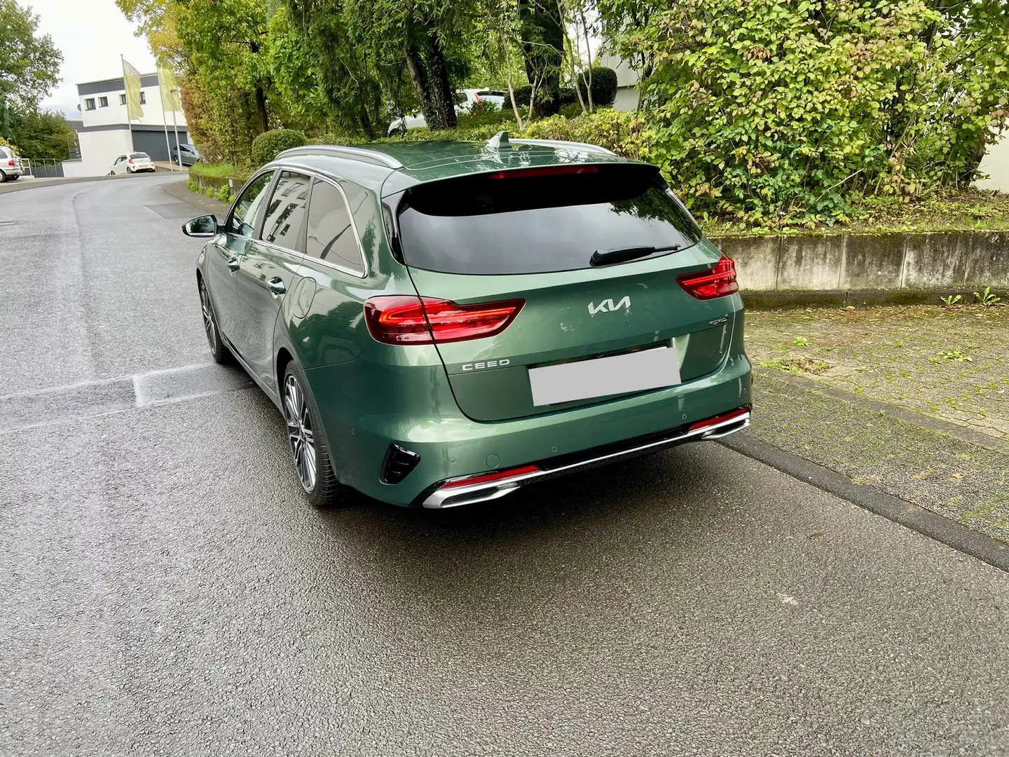 Kia Ceed SW / cee'd SW 1.5 T-GDI DCT7 OPF GT Line Verde - 2