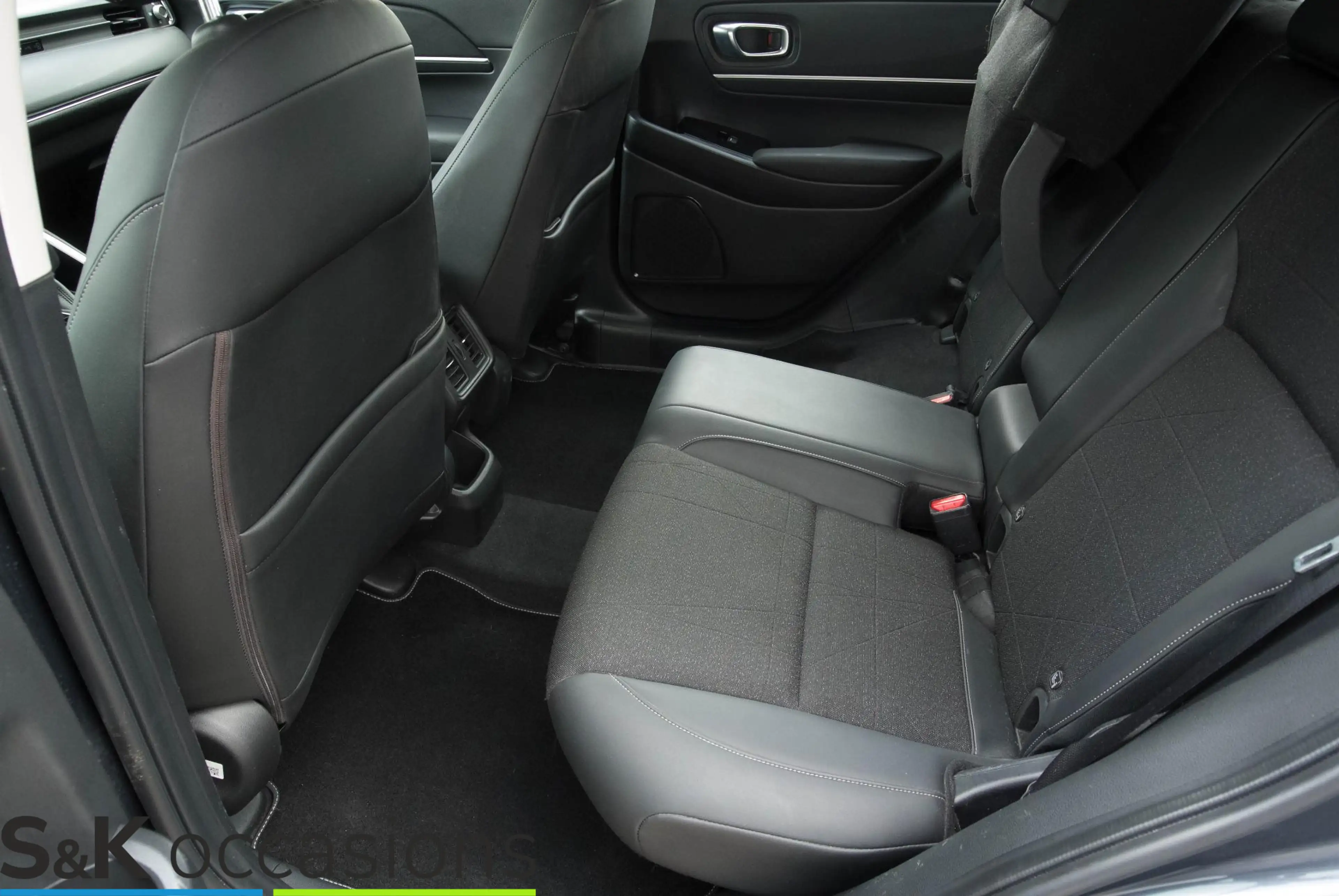 Honda HR-V 1.5 e:HEV Advance — photo 23