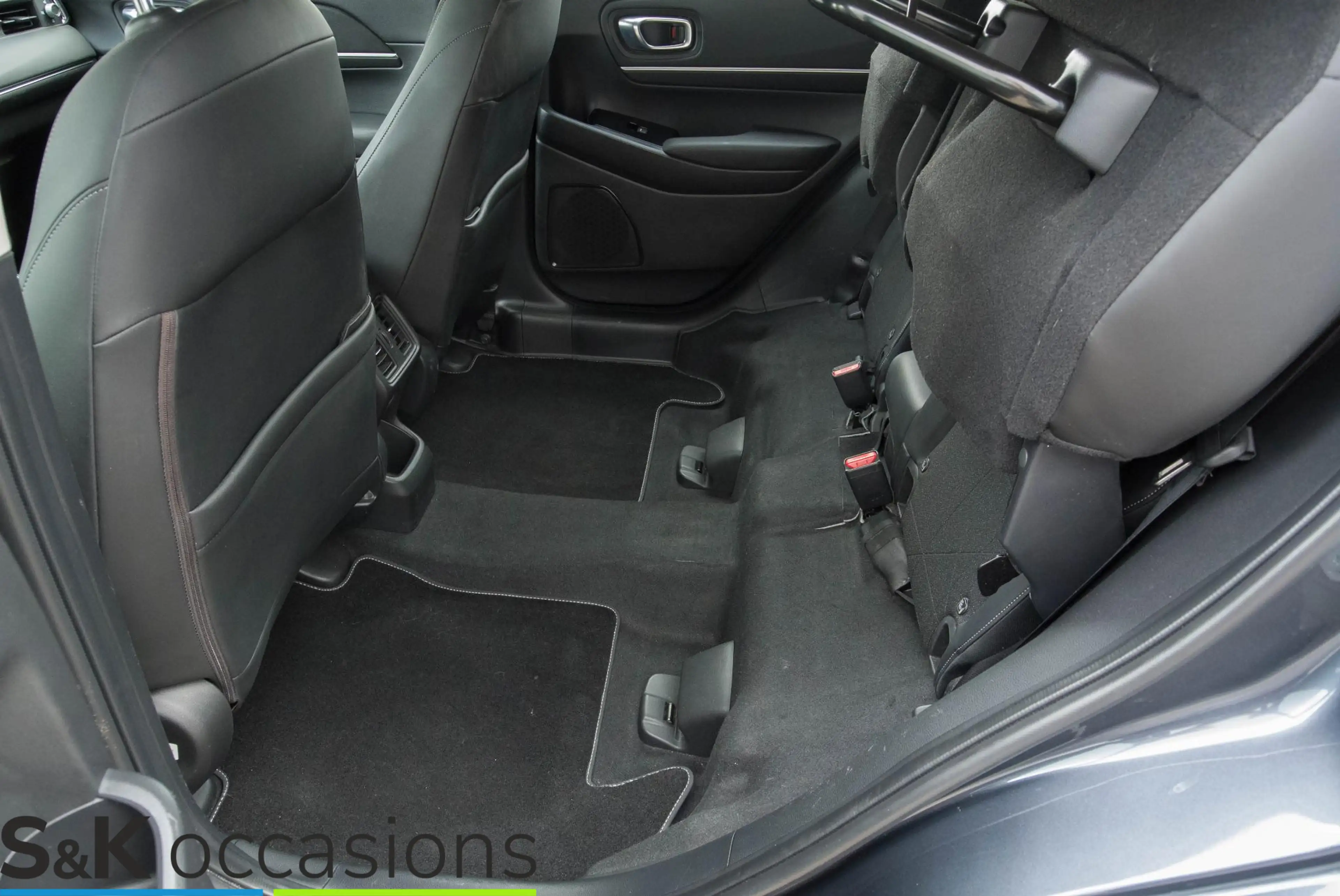 Honda HR-V 1.5 e:HEV Advance — photo 22