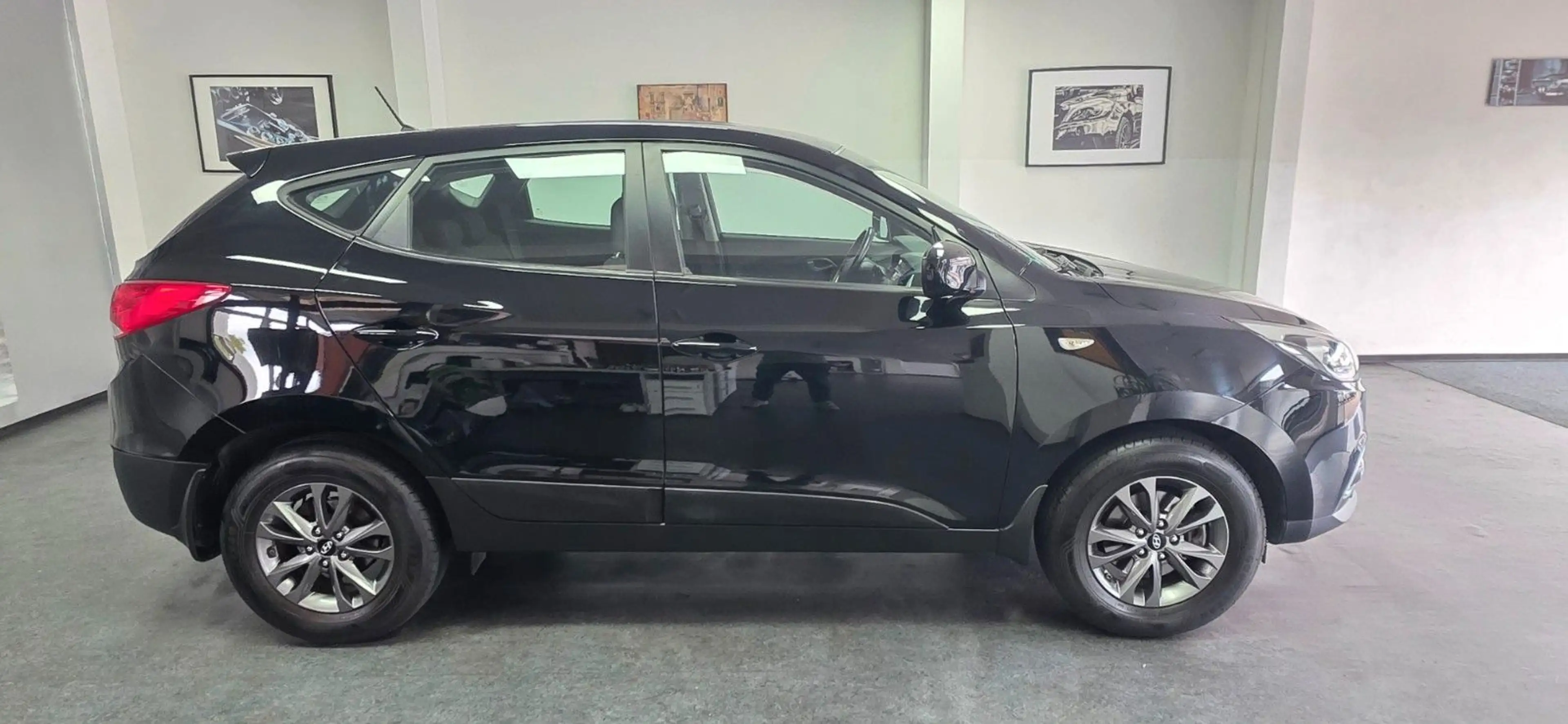 Hyundai iX35 1.6 Comfort PDC TÜV 08/2027