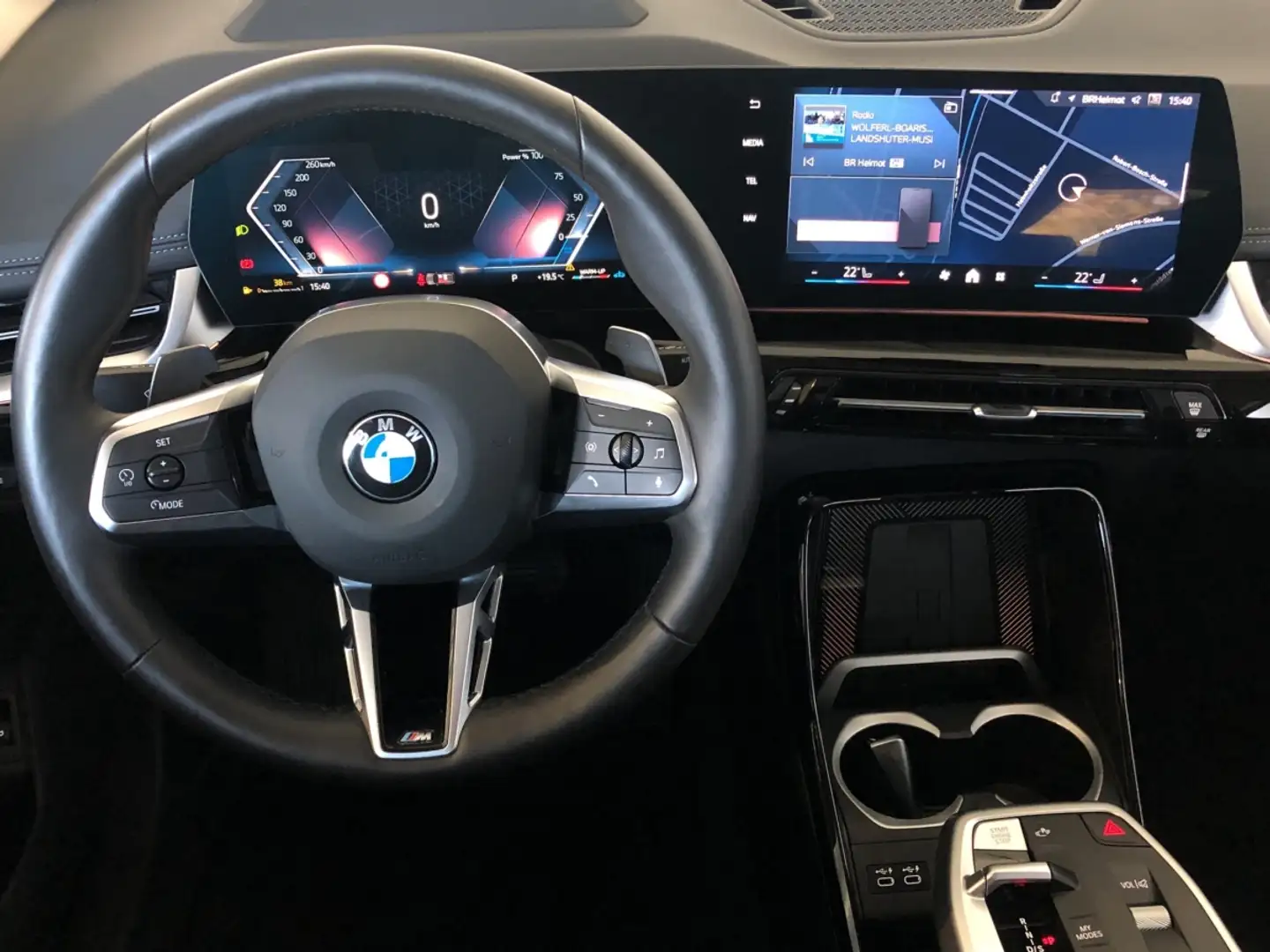 BMW X1 sDrive18i SAG xLine AHK/HUD/S-SITZ/360CAM AHK/HUD/ Weiß - 2
