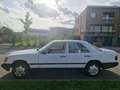 Mercedes-Benz 250 W124 Alb - thumbnail 1