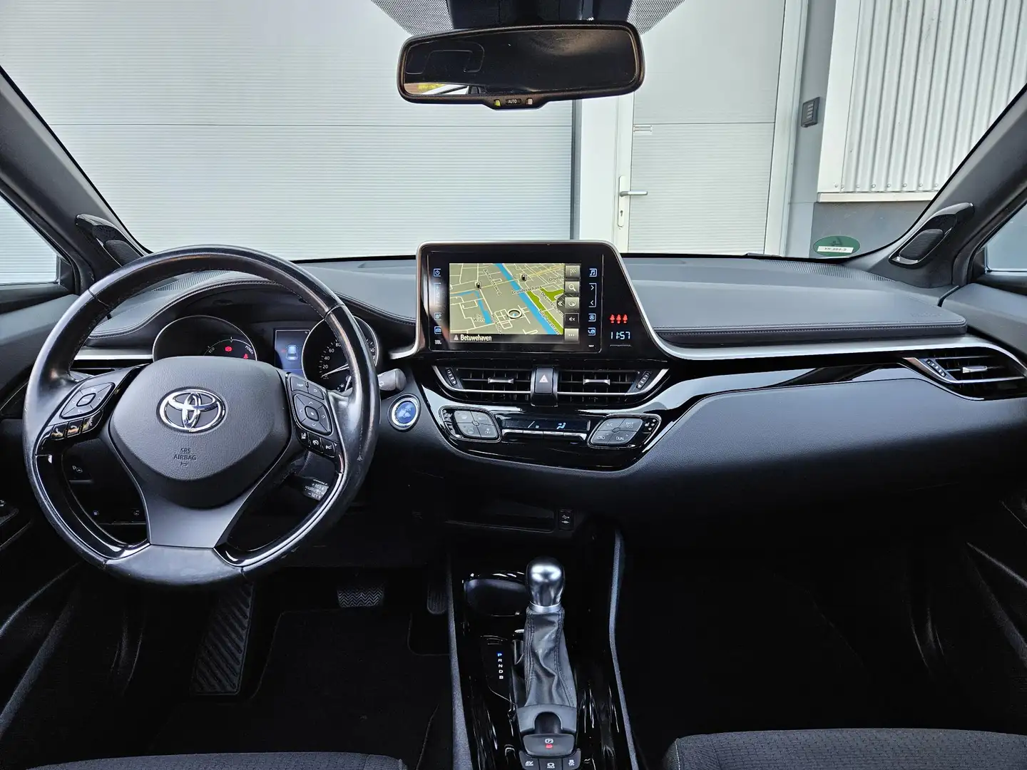 Toyota C-HR 1.8 Hybrid Style Ultimate | Zeer luxe | Afn trekha Grijs - 2
