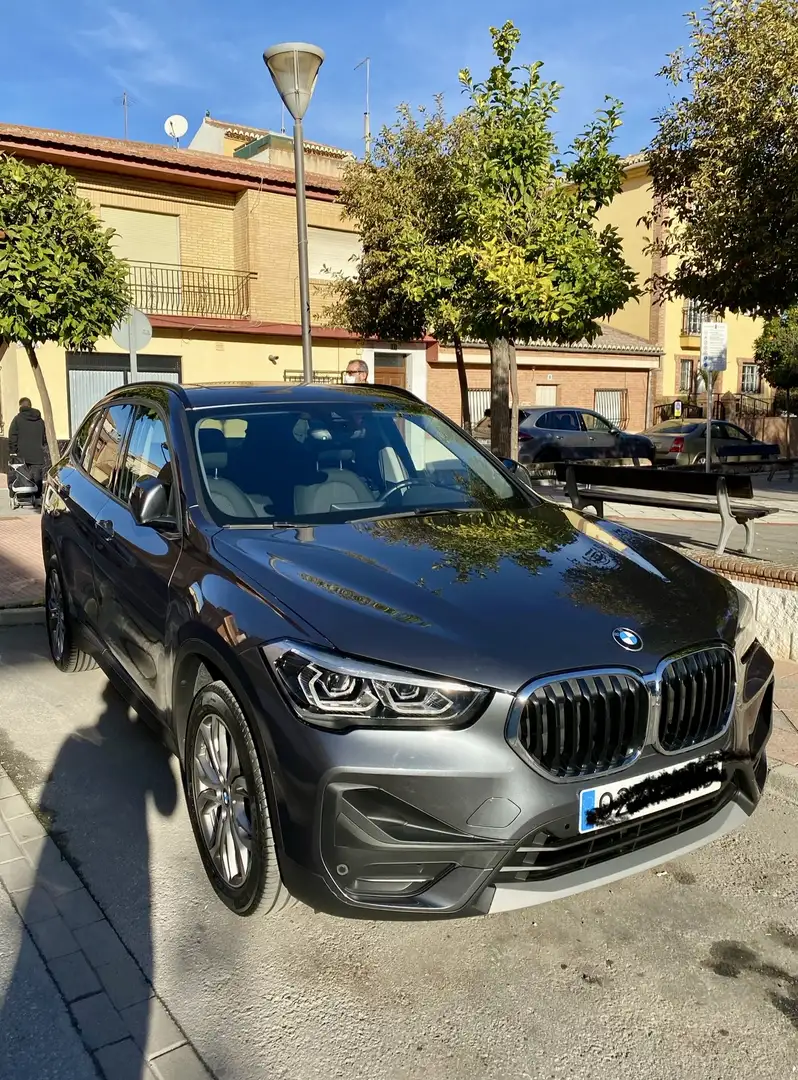 BMW X1 sDrive 18i Gris - 1