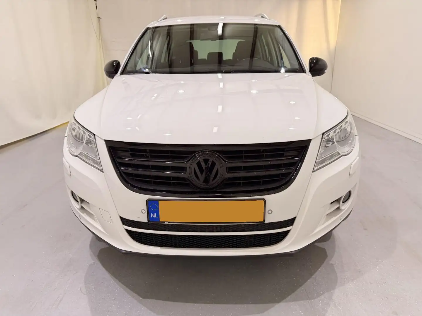 Volkswagen Tiguan 1.4 TSI Sport Style Wit - 2