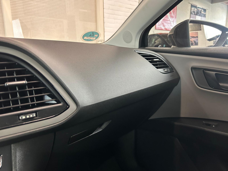 SEAT Leon 1.2 TSI Enjoy — photo 14