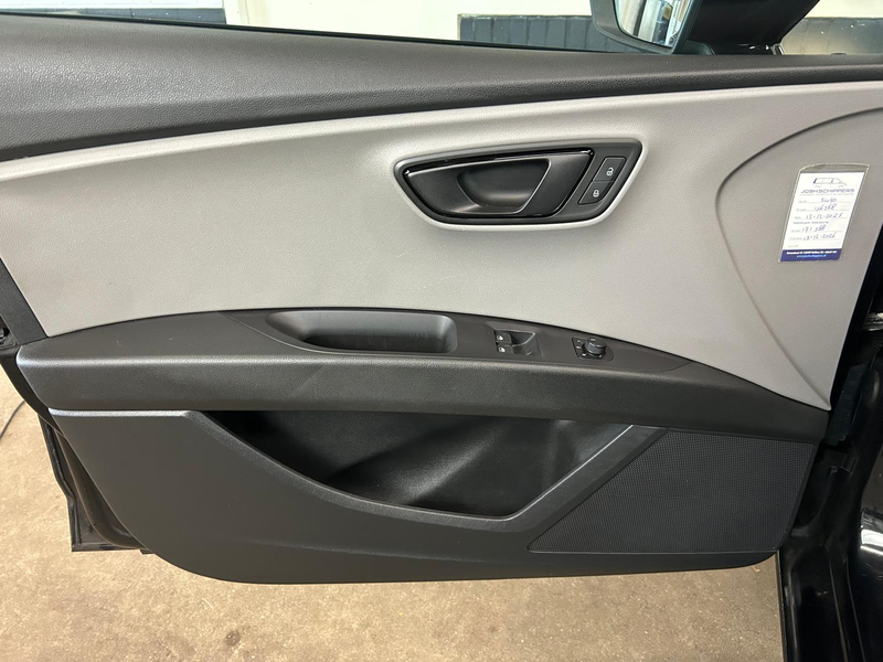 SEAT Leon 1.2 TSI Enjoy — photo 15