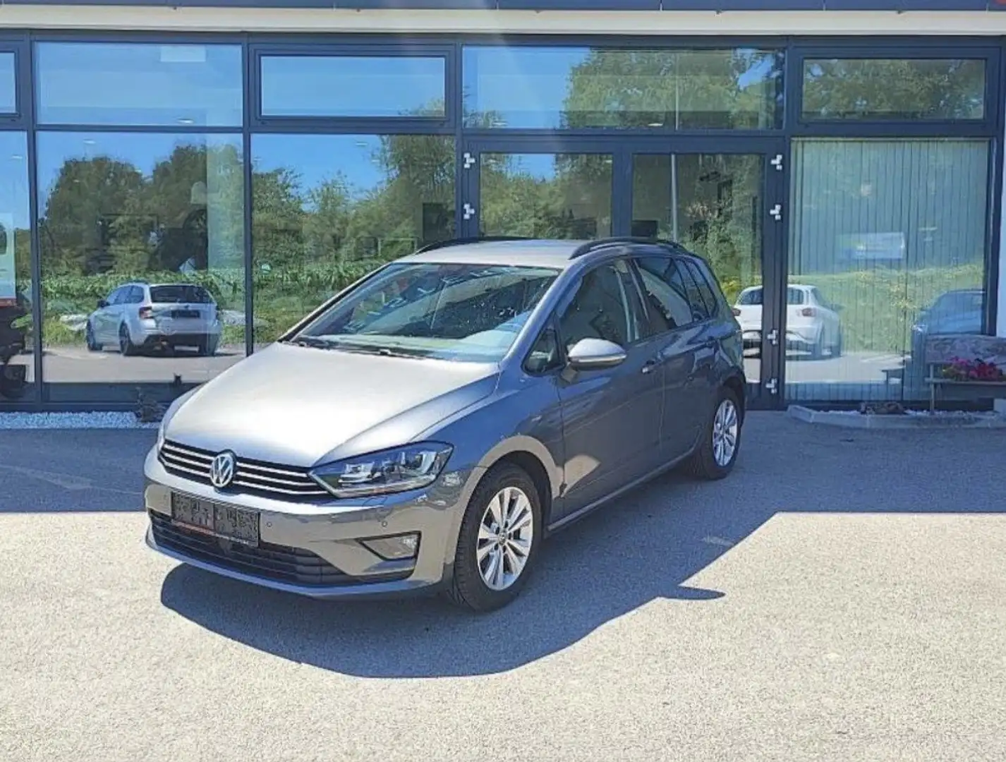Volkswagen Golf Sportsvan 1.6 TDI (BlueMotion Technology) Comfortline Grau - 2