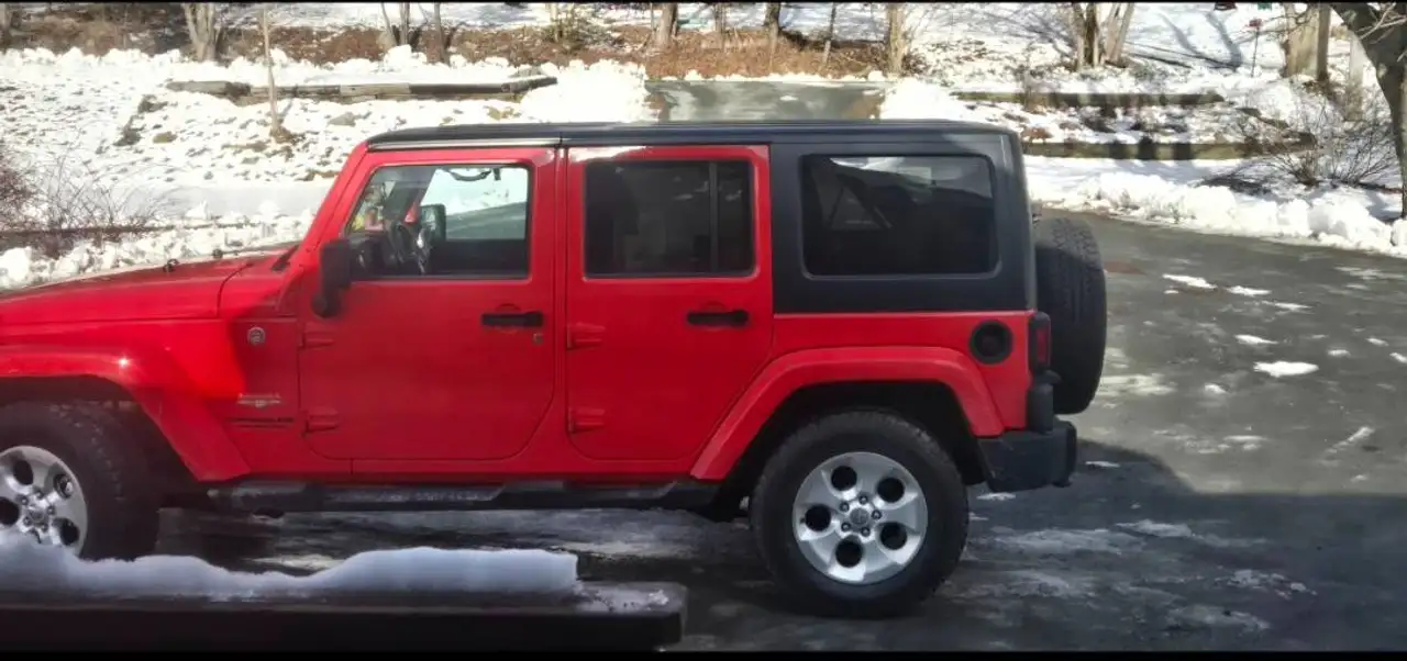 Jeep Wrangler снимка Jeep Wrangler