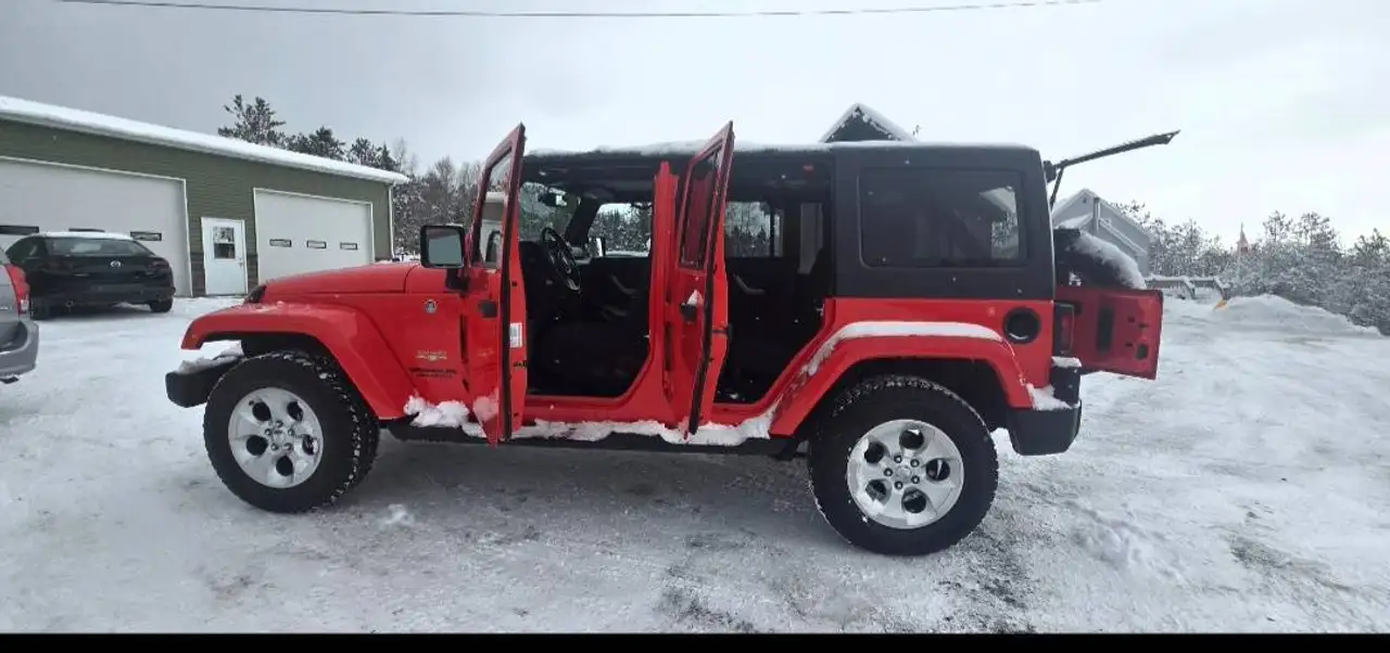 Jeep Wrangler снимка Jeep Wrangler