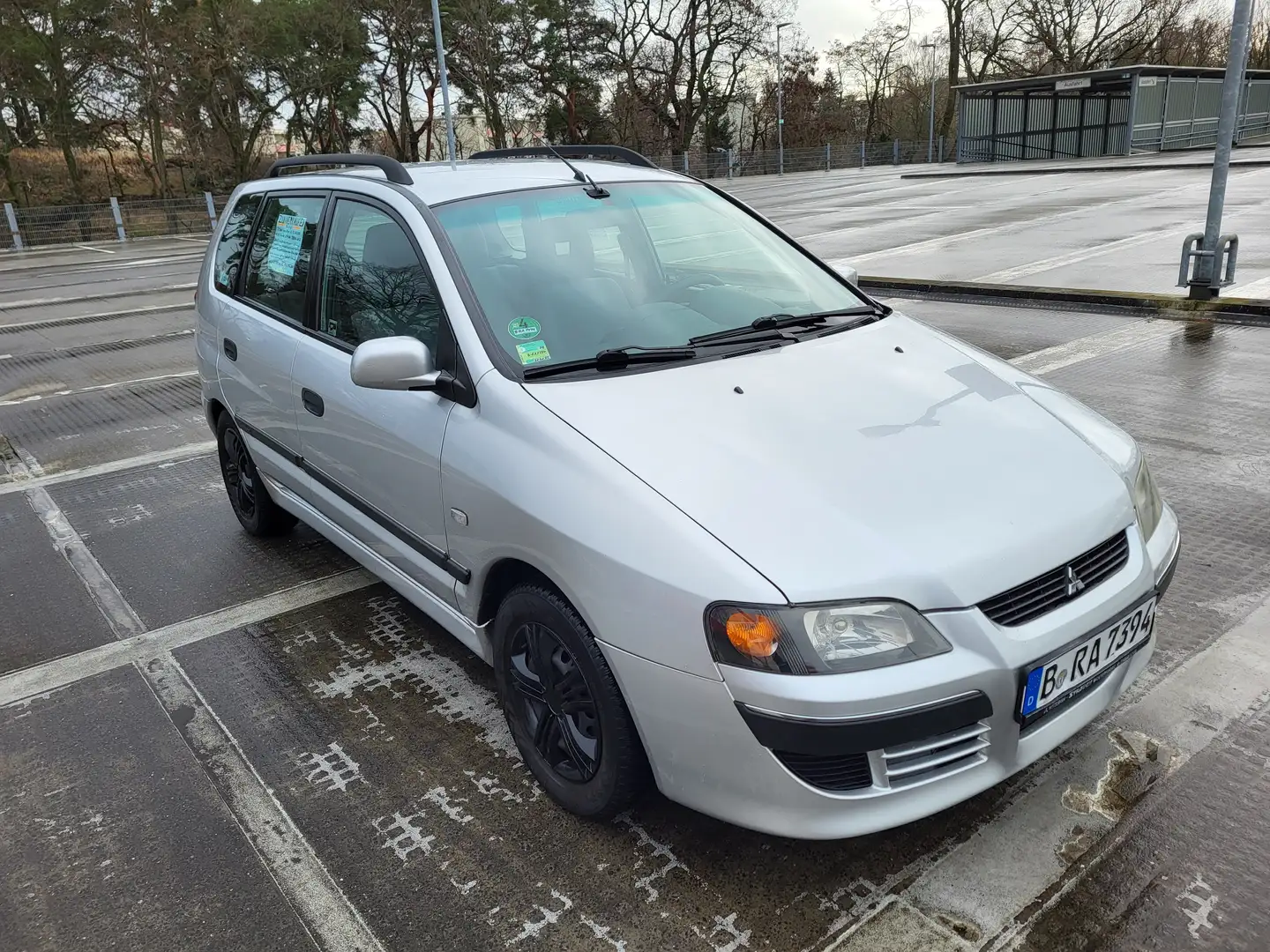 Mitsubishi Space Star Space Star 1.6 Comfort Silber - 1