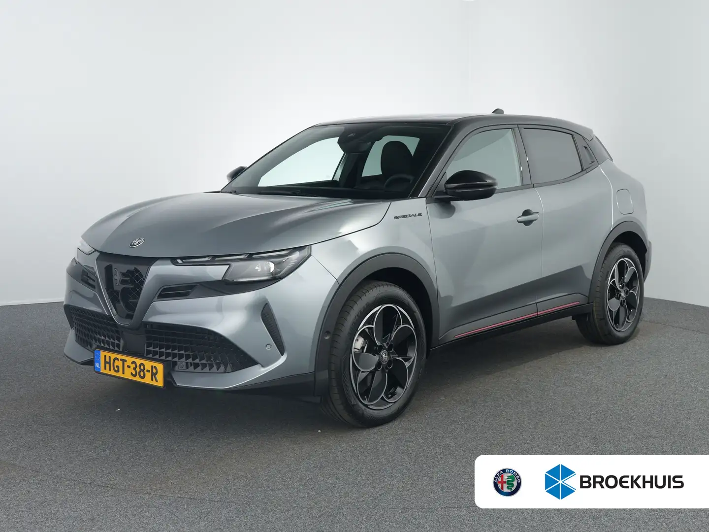 Alfa Romeo Junior Elettrica Speciale 54 kWh | Achteruitrijcamera | A Grijs - 1