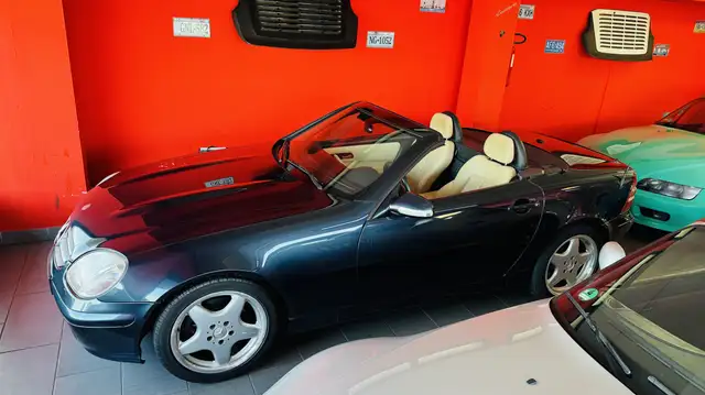 Mercedes-Benz SLK 320 V6