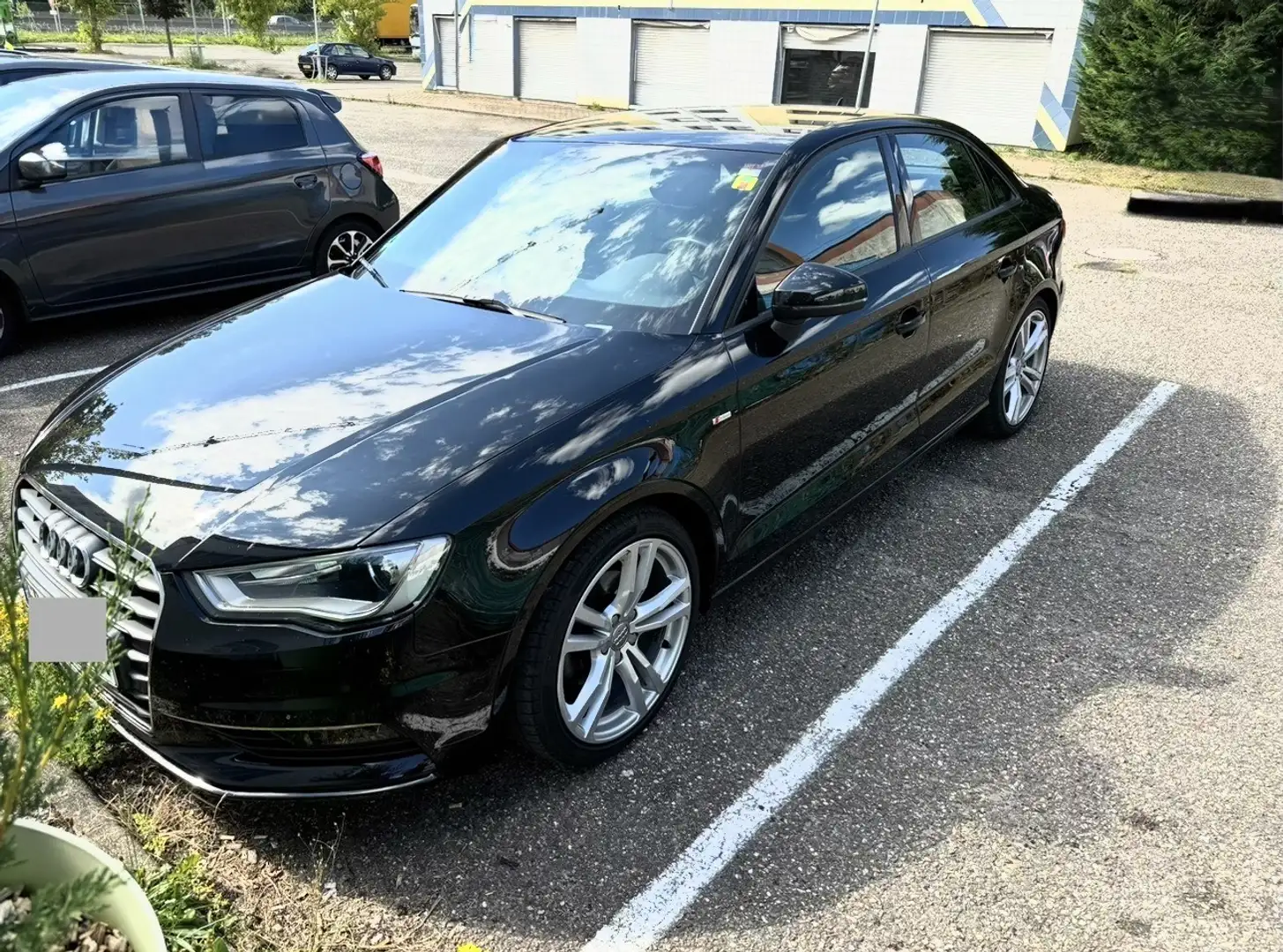 Audi A3 S line Sportpaket ultra / Inspektion NEU Schwarz - 2
