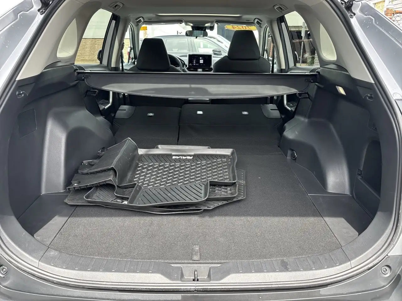Toyota RAV 4 снимка Toyota RAV 4