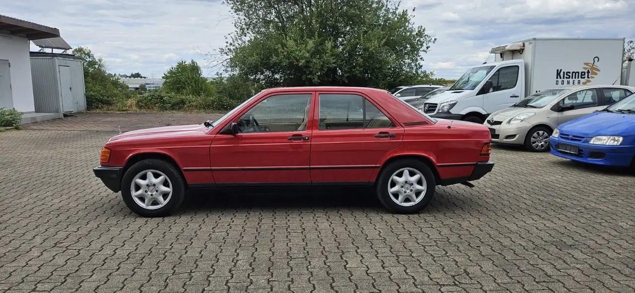 Mercedes-Benz 190, foto 8