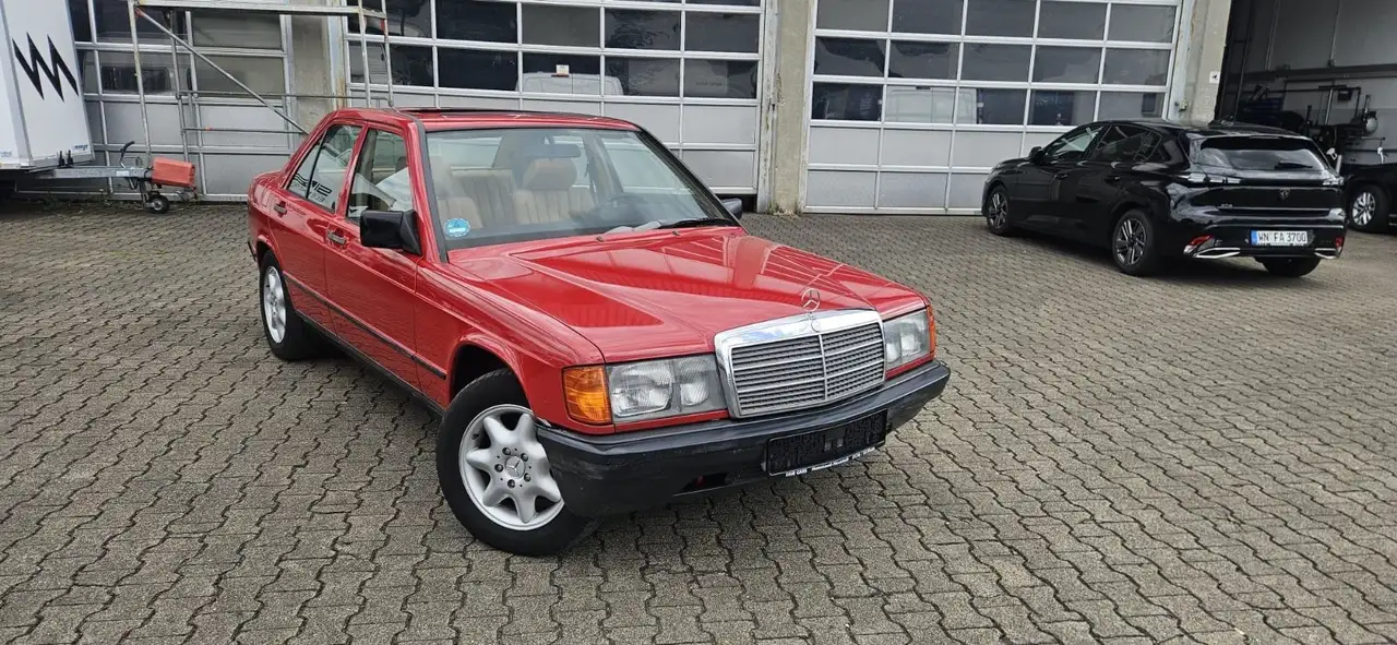 Mercedes-Benz 190, foto 2