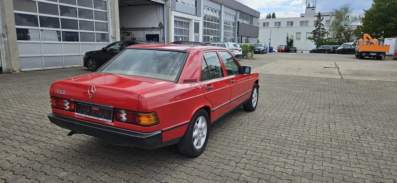Mercedes-Benz 190, foto 5