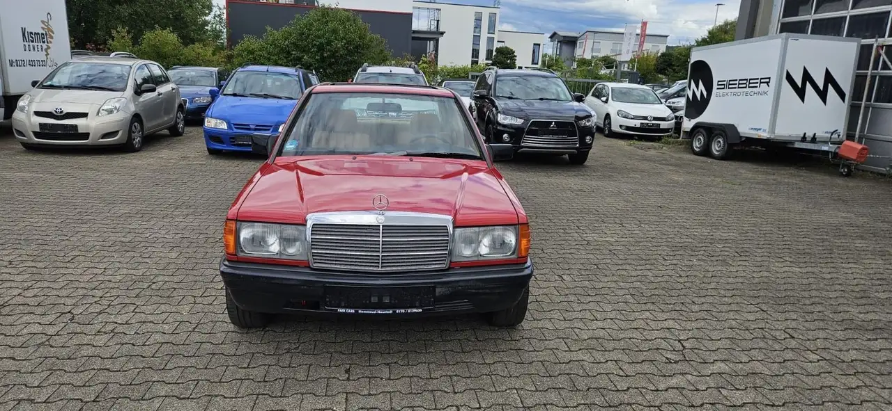 Mercedes-Benz 190, foto 7