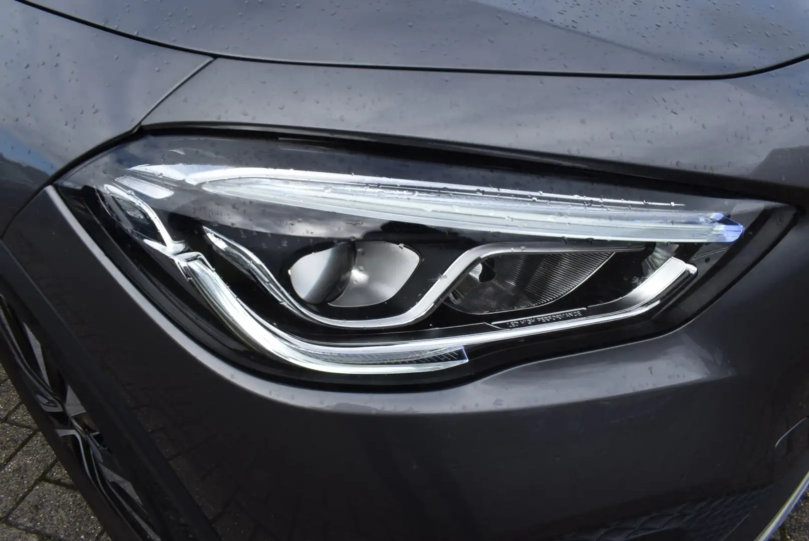 Mercedes-Benz GLA 250 e PHEV Business Solution Pano / Led Gris - 2