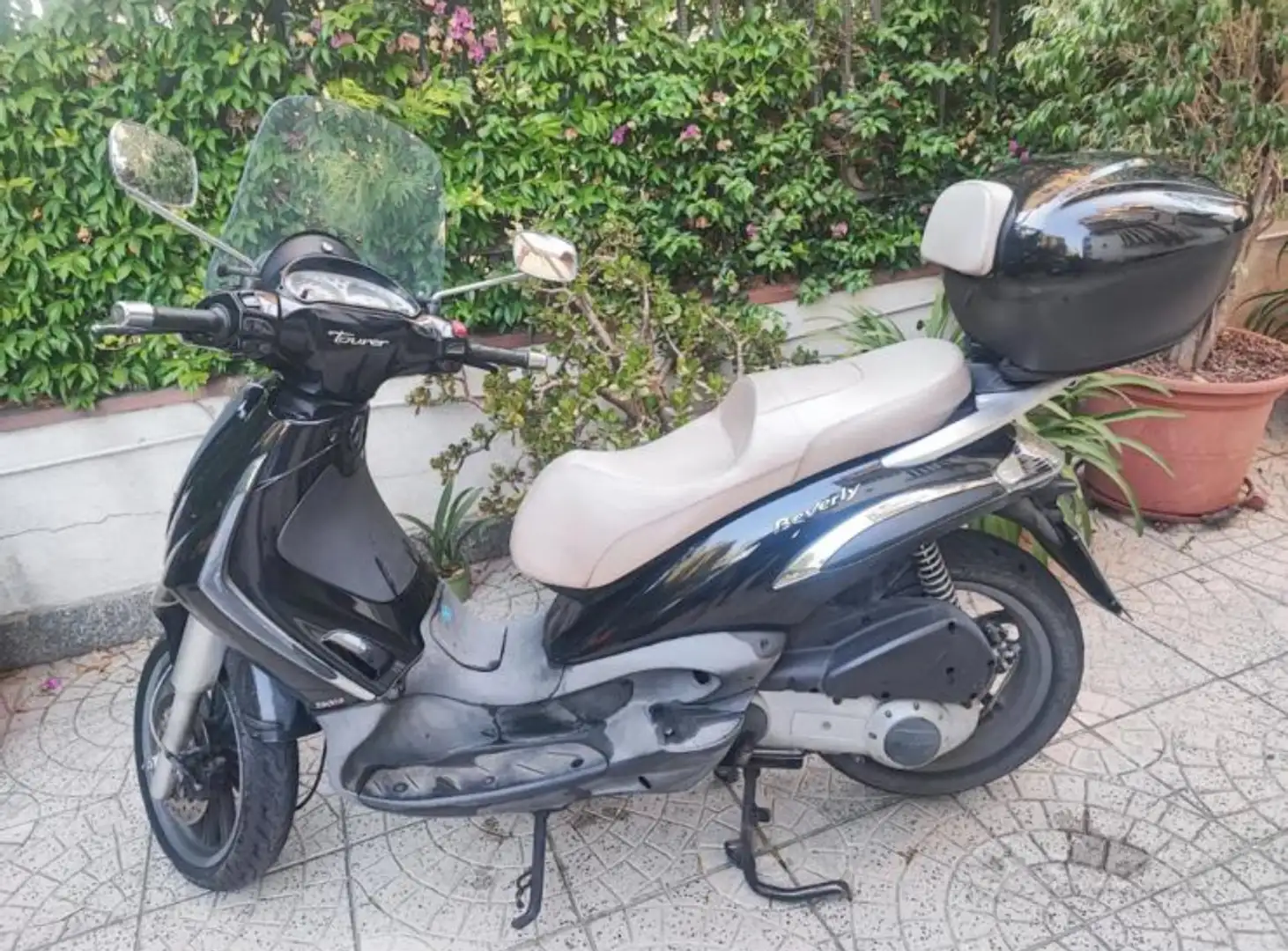 Piaggio Beverly 250 Tourer Nero - 2