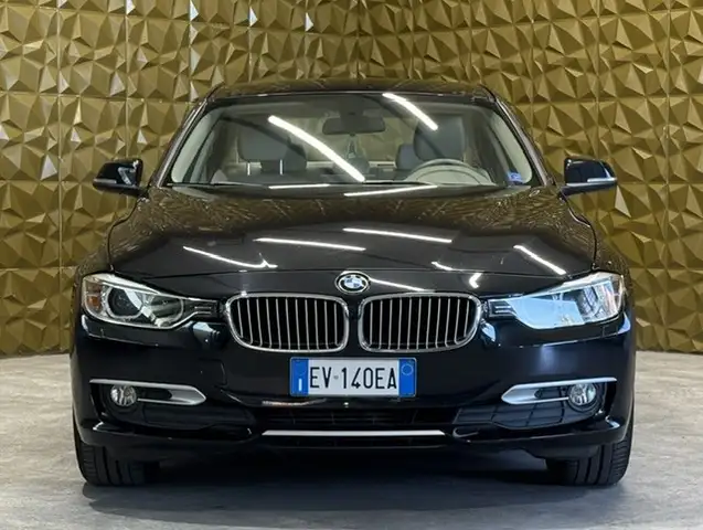 BMW 318 Serie 3 Berlina 318d Luxury