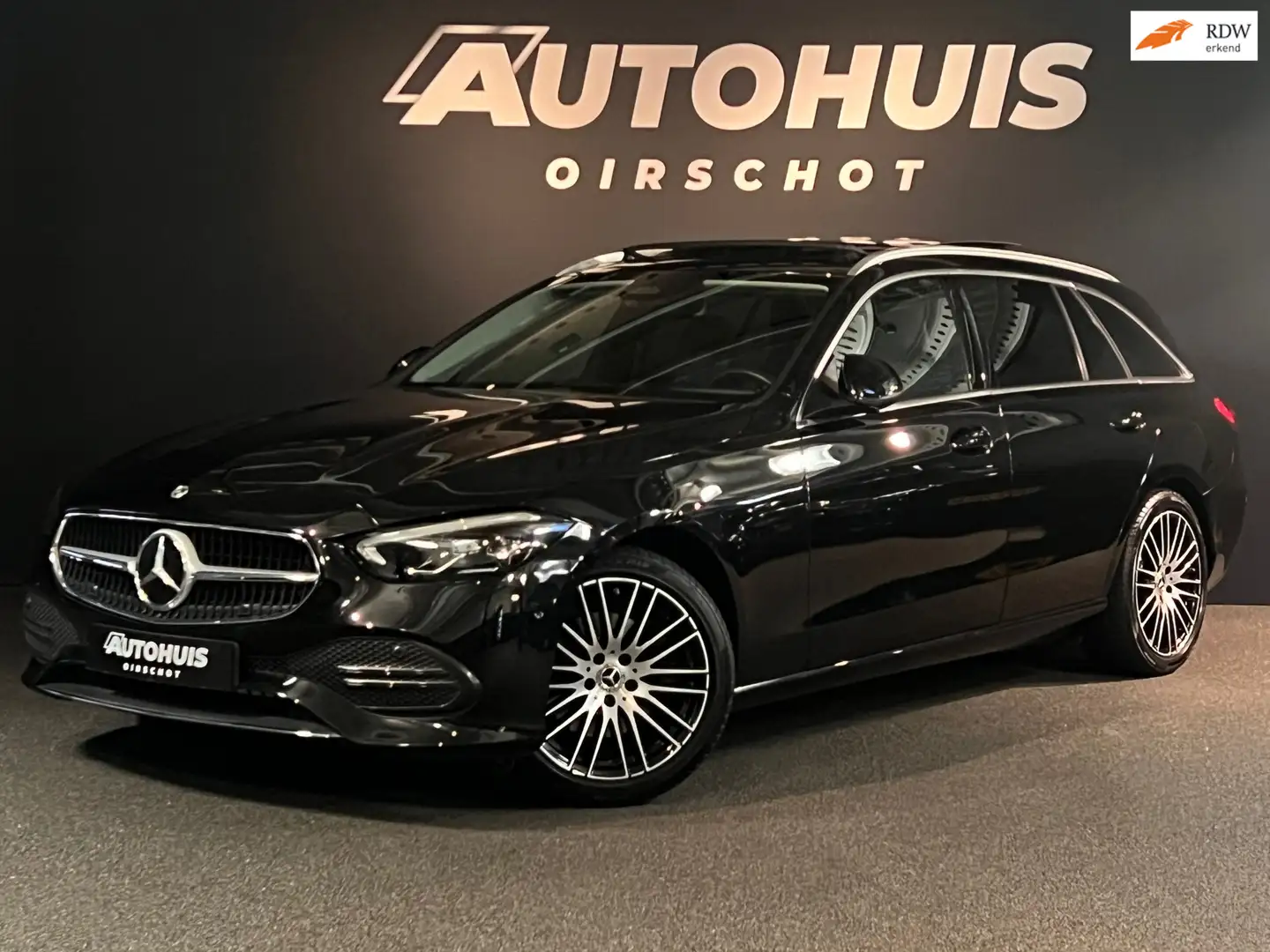 Mercedes-Benz C 200 Estate Business Line Pano/ Camera/ Carplay/ 18"/ A Zwart - 1