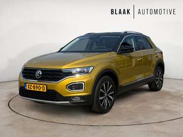 1.5 TSI 150pk Sport Trekhaak | Navigatie | PDC voo