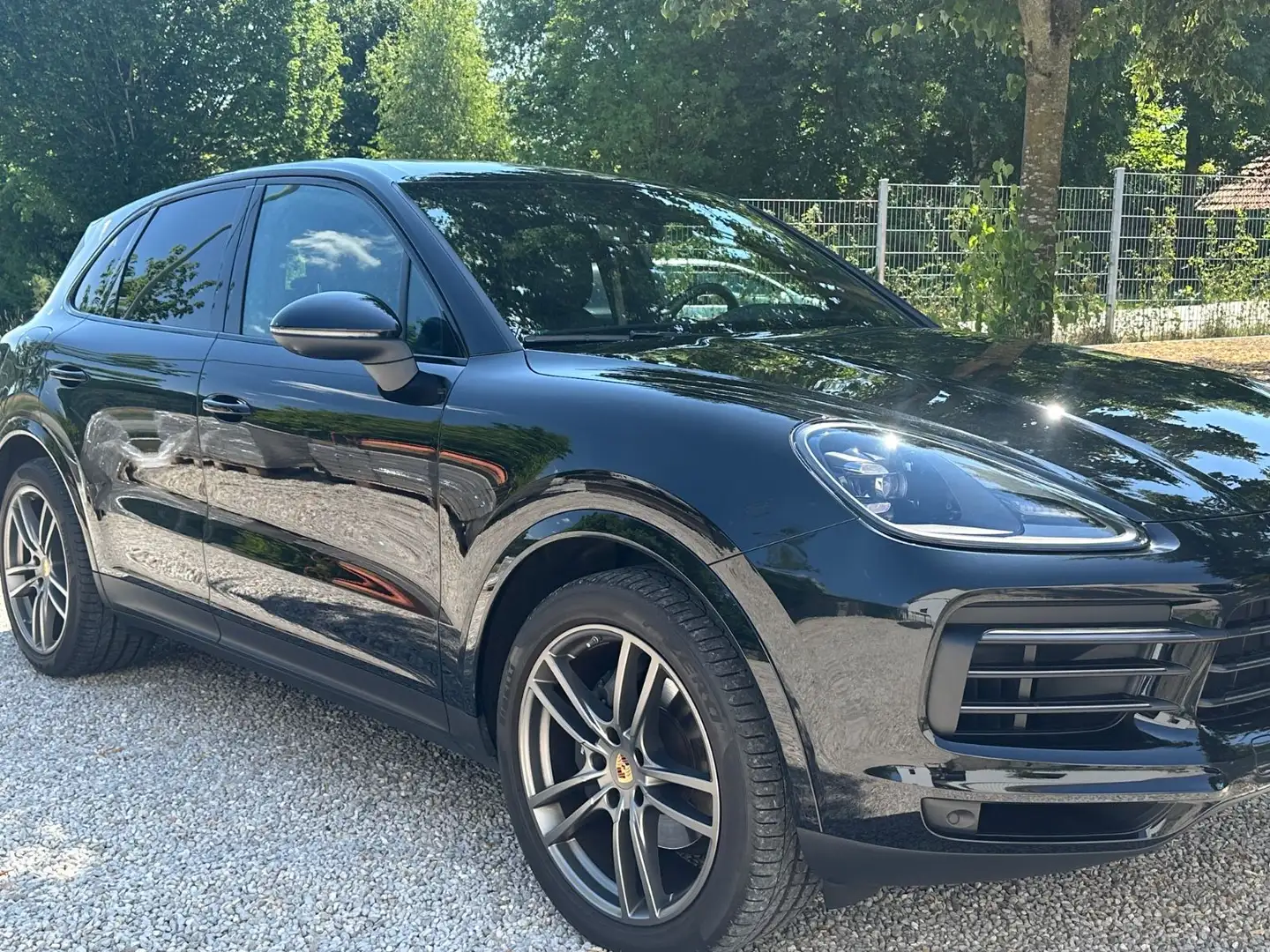 Porsche Cayenne Platinum Edition Approved 04/27 Schwarz - 1