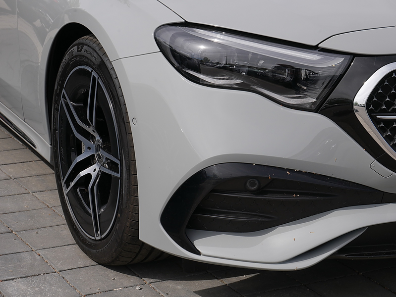 Mercedes-Benz E 450 d 4MATIC T-Modell AMG MBUX Night Ambiente — photo 4