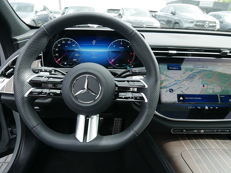 Mercedes-Benz E 450 d 4MATIC T-Modell AMG MBUX Night Ambiente — photo 12