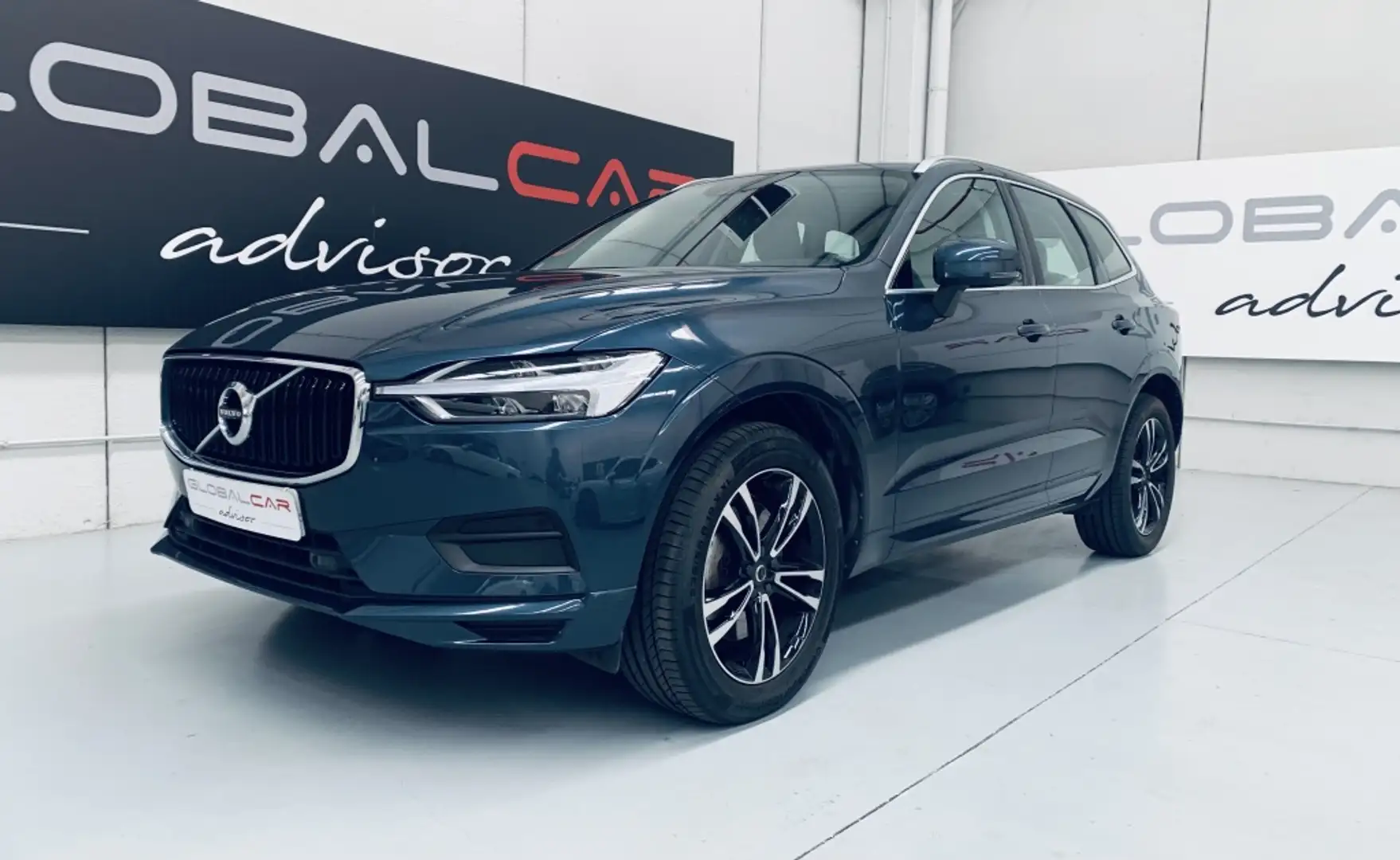 Volvo XC60 T4 Business Plus Aut. 190 Blauw - 2