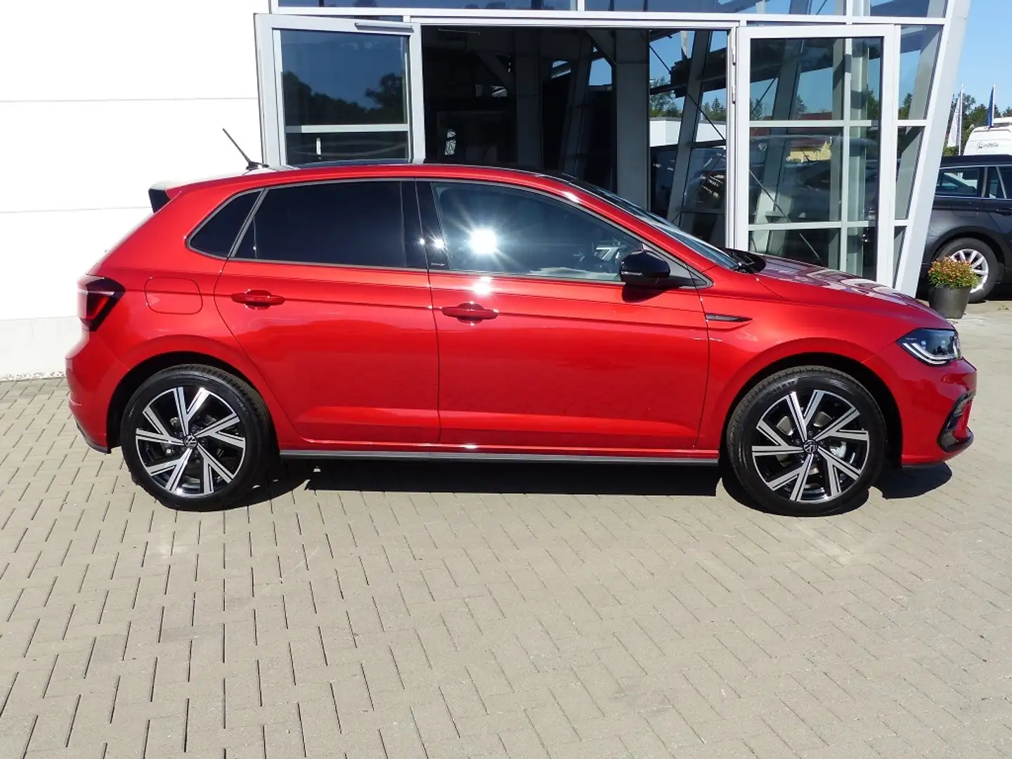 Volkswagen Polo 1.0 TSI DSG R-Line *LED*PDC*ACC* Rot - 2