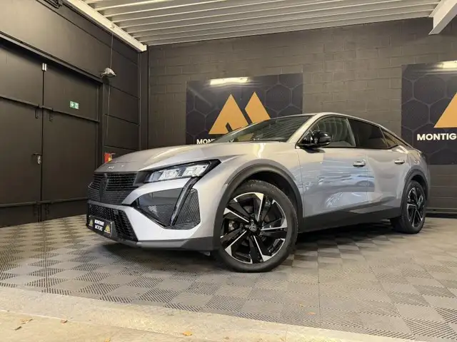 Peugeot 408 1.2i 130cv *CARPLAY*CAMERA 360*NAVI*CLIM*