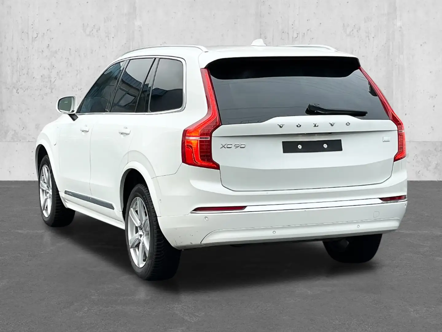 Volvo XC90 Plus Bright Recharge Plug-In Hybrid AWD T8 Twin En Weiß - 2