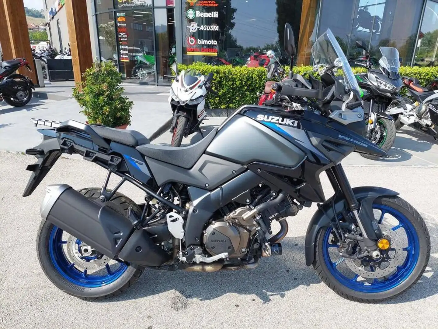 Suzuki V-Strom 1050 - 2