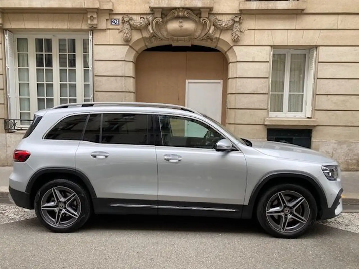 Mercedes-Benz GLB 200 200 D AMG LINE 8G-DCT Gris - 2