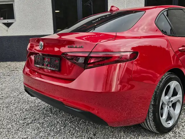 Alfa Romeo Giulia view 14