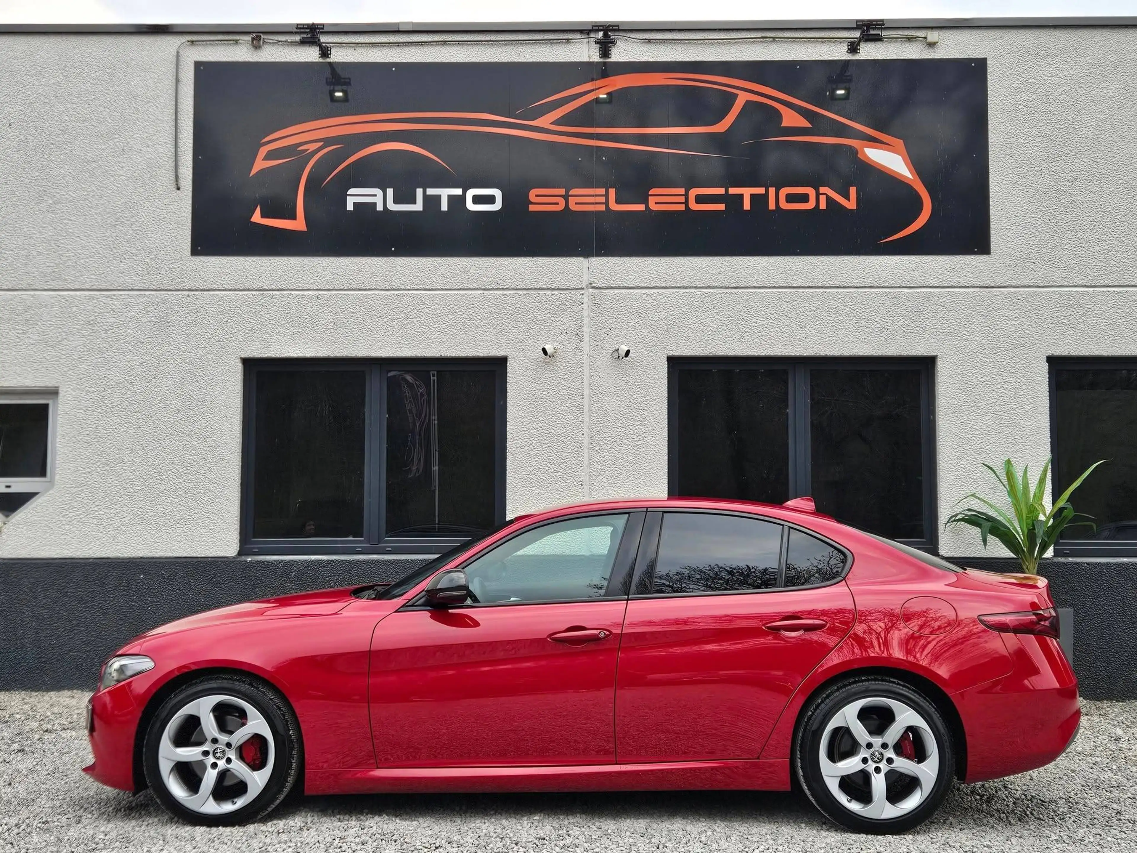 Alfa Romeo Giulia 2.2 JTDm | SUPER ETAT | DPF/FAP A REMPLACER | PRO UNIQUEMENT — photo 4