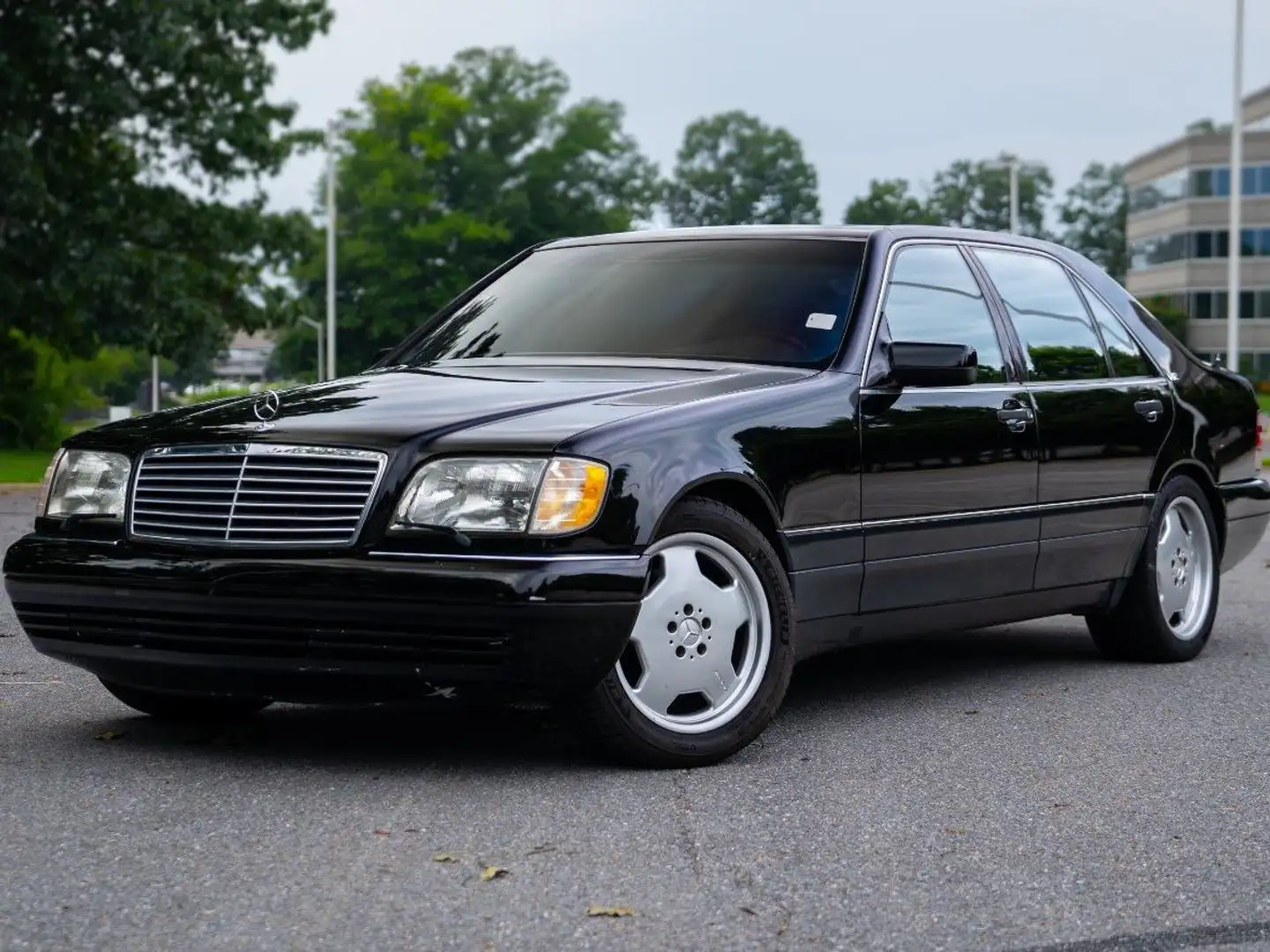 Mercedes-Benz S 600 S 600 Чорний - 1