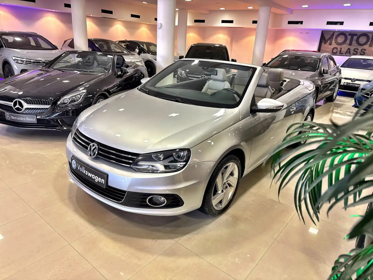 Volkswagen Eos 2.0 TDI 140CV Excellence Bluemotion Tech Szary - 1
