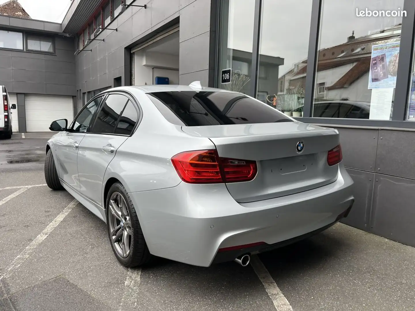 BMW 318 318d Pack M - 2